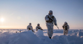 تشدید رقابت نظامی – اقتصادی قدرت‌های بزرگ در قطب شمال