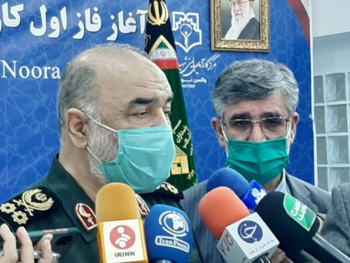 ملت ایران در هیچ حوزهای متوقف نمیشود